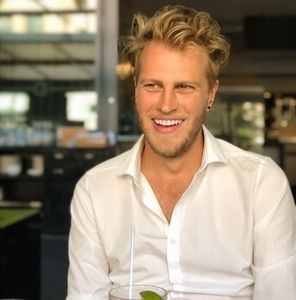 Meet your Posher, Eddie